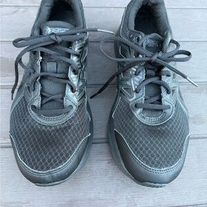 Men’s black Asics Running Sneakers